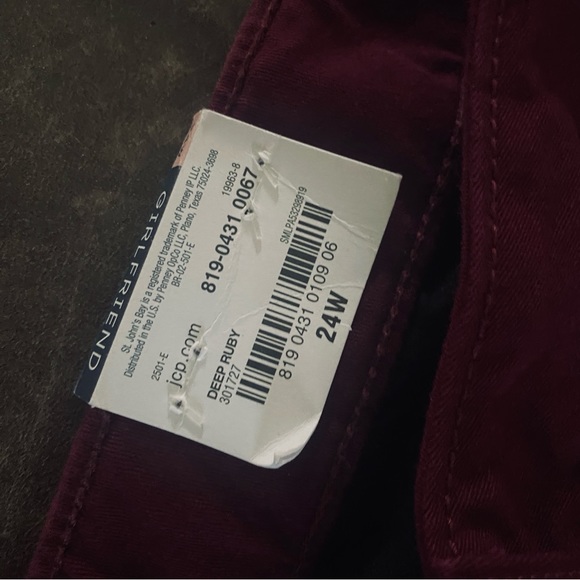 St. John's Bay Women's Relaxed Fit Girl Friend Chino Pant - Picture 13 of 15